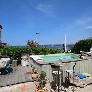  Hébergement de vacances Un Coin De Paradis France